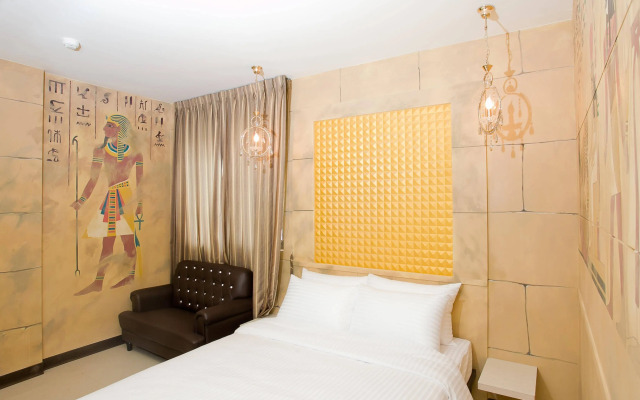 Dongmen Hotel