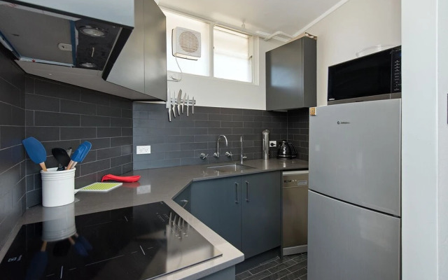 Stunning Ocean View Apartment H324