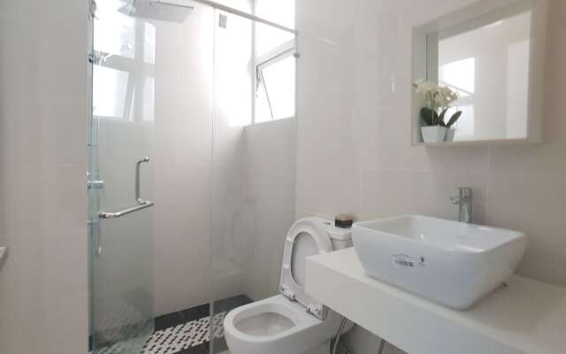 Teiw Family Homestay at Skypod Residence Puchong
