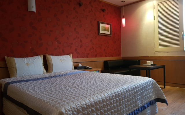 Biztel Ace Motel