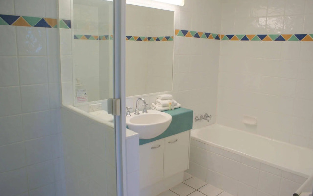 Beachside Resort - Kawana Waters