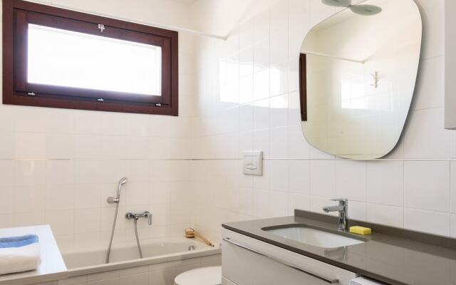 Appartamento Trilocale Milano Bicocca by HomeatHotel