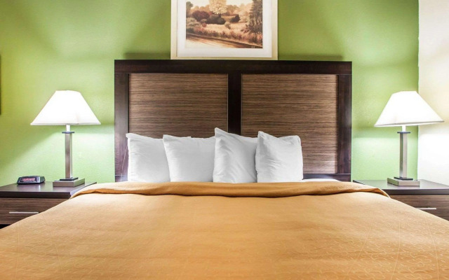 Quality Inn & Suites