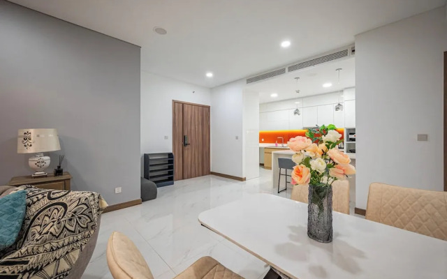 SUNWAH PEARL Premier Residence