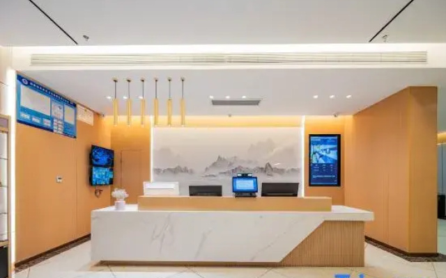 Yunduo Holiday Hotel