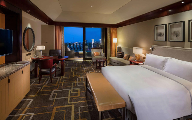 Hilton Qingdao Golden Beach
