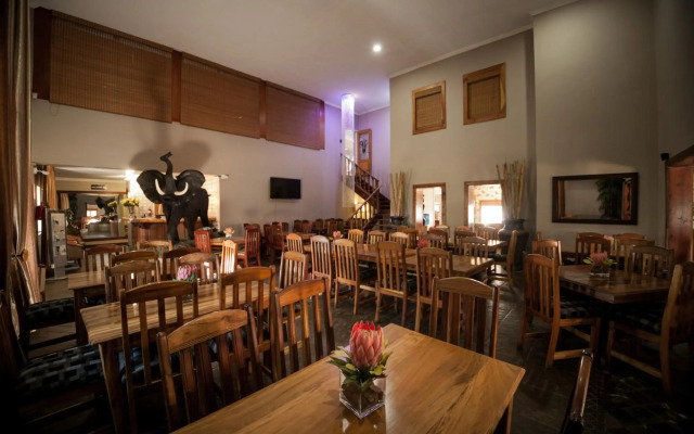 Ivory Tusk Travel Lodge