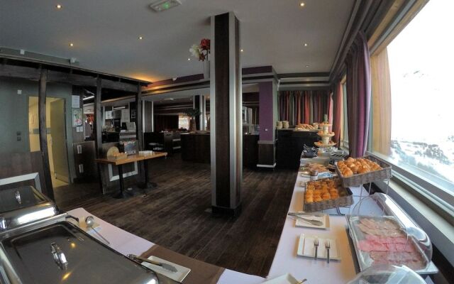 LIsatis Chalet Hotel