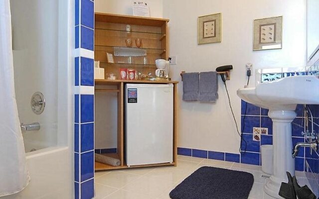 Belle Vue Bed & Breakfast