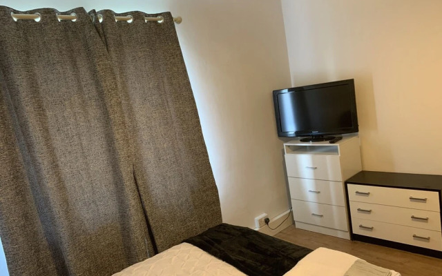 Beautiful 2-bed Apartment in Ashford