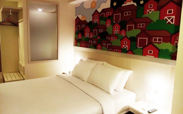 Nite & Day Batam Jodoh Square