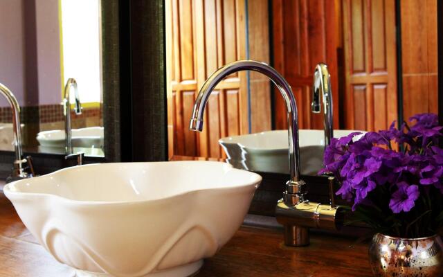 La Provence Suan Phung Hotel