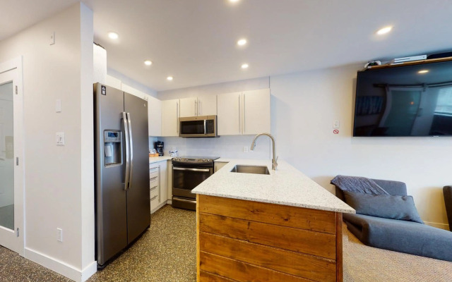 Market Place Lodge 249