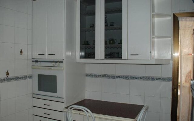 Avila Flats Soterraña "Plaza del Ejercito"