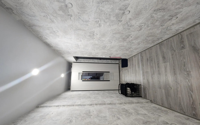 Apolion on 36 Frunze Street