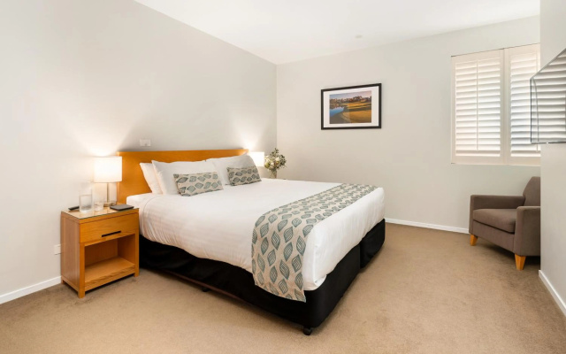 Chateau Elan At The Vintage – Guest Rooms – Rothbury