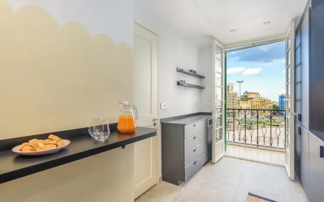 Mundo - 2 BR Apartment at Saifi Village