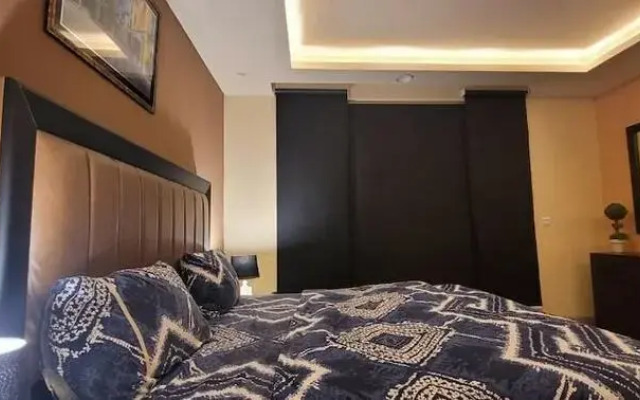 Goldcrest Luxury Apartments