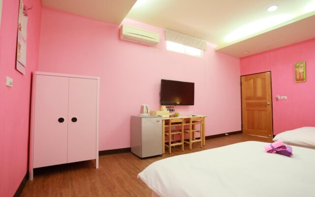 MiNaMi Inn Kenting