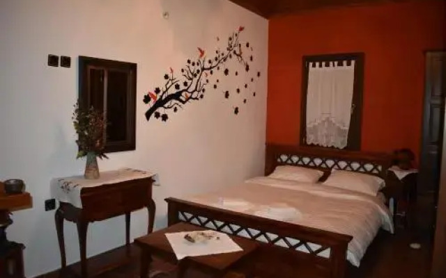 Guesthouse 4 Epoxes
