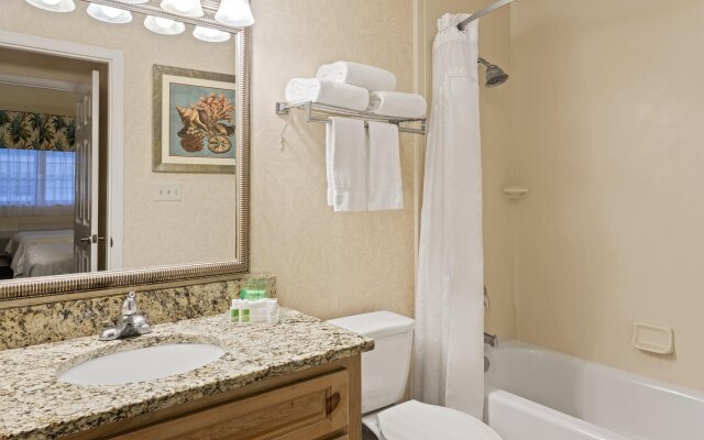 Holiday Inn & Suites Clearwater Beach S-Harbourside, an IHG Hotel