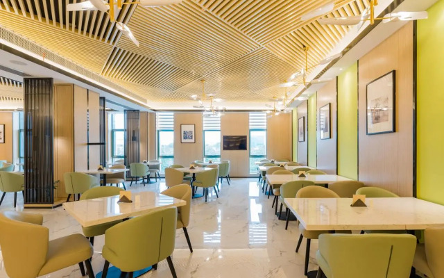 Atour Hotel Nanjing Xin'gang Development Zone
