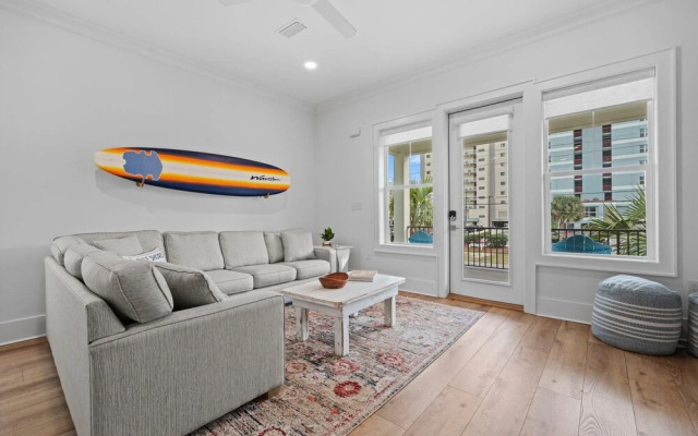 Totally Beachin' at Pelican Place