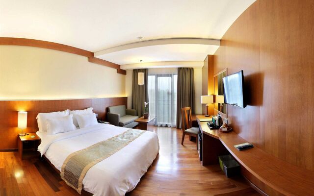 Oak Tree Emerald Hotel & Conventions Semarang