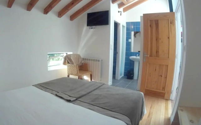 House with 6 Bedrooms in Otañes, with Wonderful Mountain View, Enclosed Garden And Wifi - 4 Km From the Beach