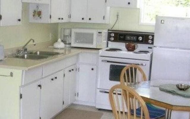Airport Bed & Breakfast Victoria BC