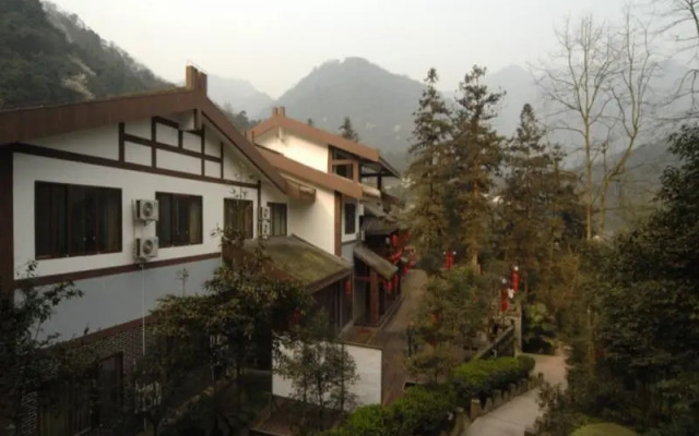 Mount Emei Peace Hotel