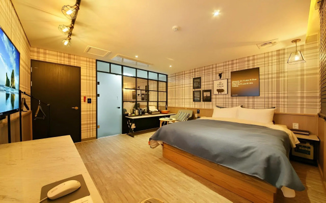 Hotel NOL