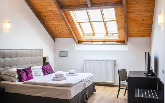 The Palace Suites and Apartments