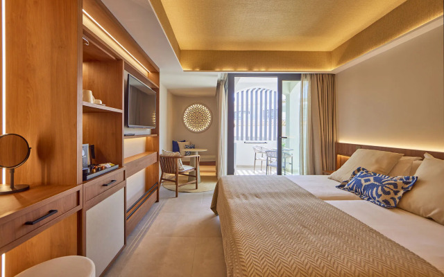 Universal Grand León & Spa