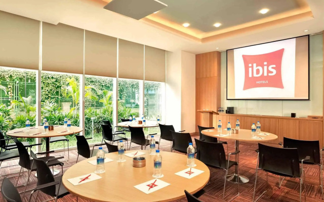 ibis Navi Mumbai Hotel