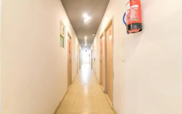 Collection O 76976 JPS GRAND Hotel