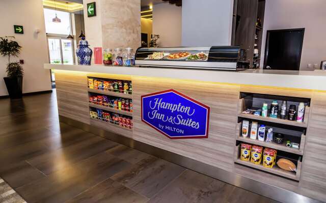 Hampton Inn & Suites by Hilton Puebla