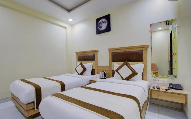OYO 15567 Hotel Amar International