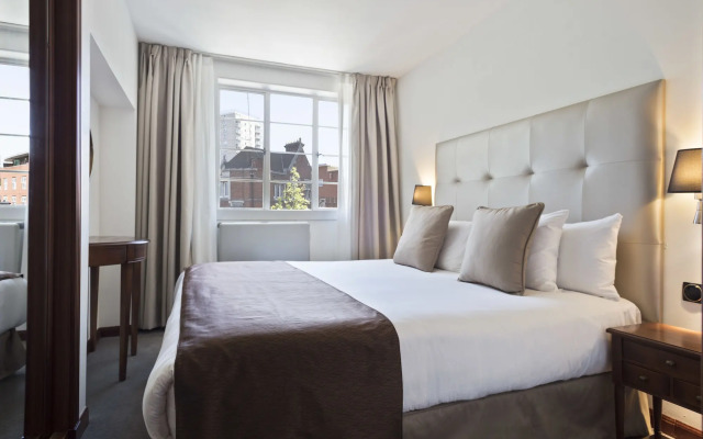 Melia White House Apartments