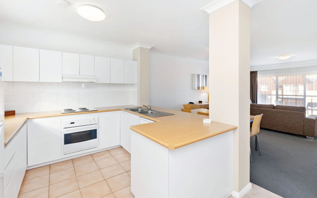 Hillarys Harbour Resort