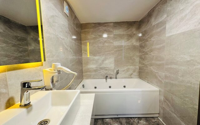 Nice Royal Suite