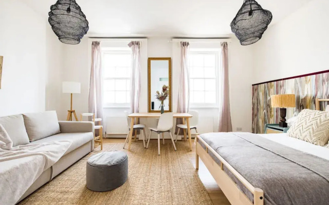 Mornington Crescent Apartments
