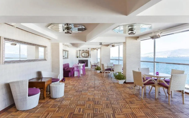 Izmir Palas Otel