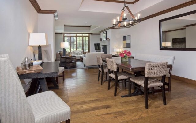 Ritz Carlton #5 2 Bedroom Condo by RedAwning