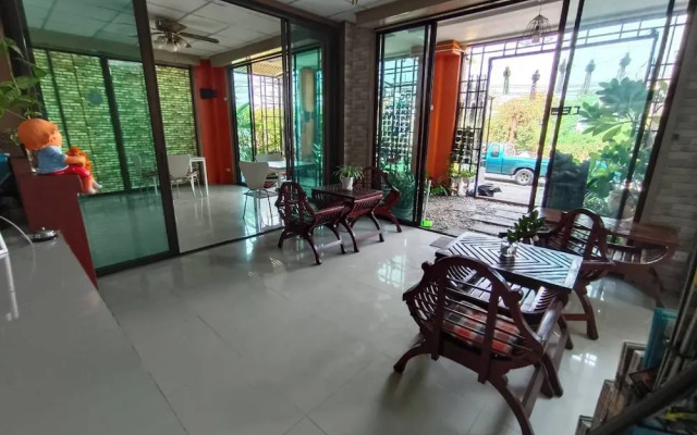 TC House And Cafe