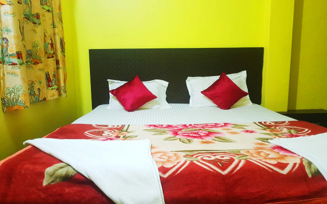 Goroomgo Jully Lodge Puri