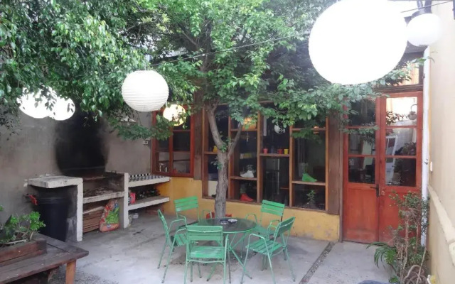 Escarabajo Hostel - Adults only