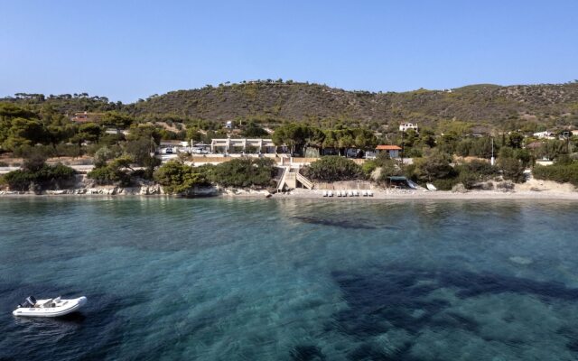 Aura Loutraki Villa