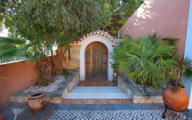 Casa Bruella - Walk to beach Pool WiFi and BBQ