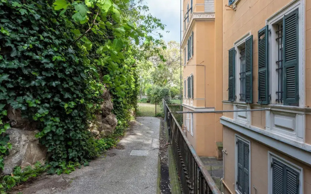 Sea View House Next to Genova Waterfront